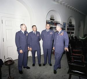 U-2 pilot Richard Heyser at White House Oct 1962