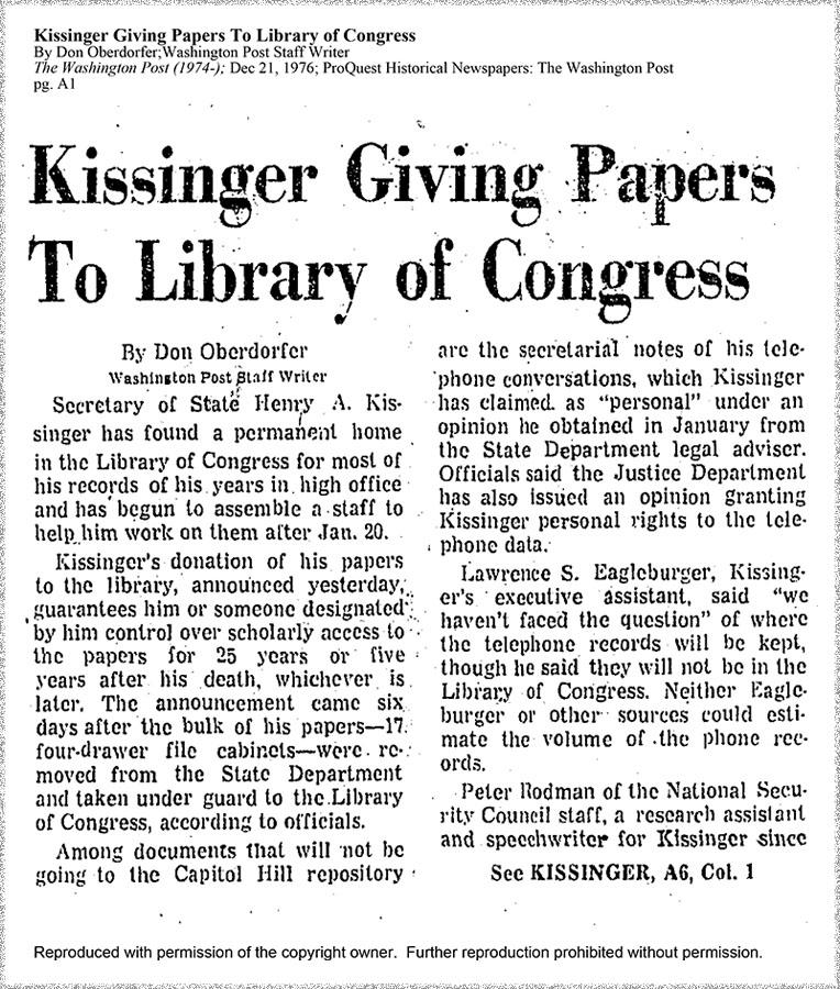 Kissinger giving papers to Library of Congress
