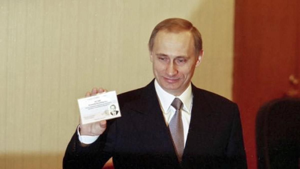 Putin, 2000