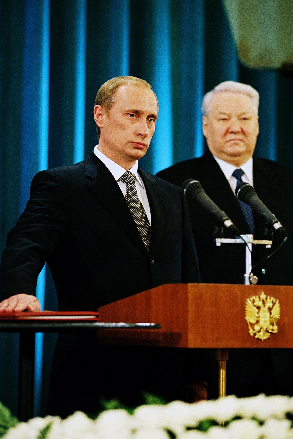 Vladimir Putin taking the Presidential Oath, 7 May 2000