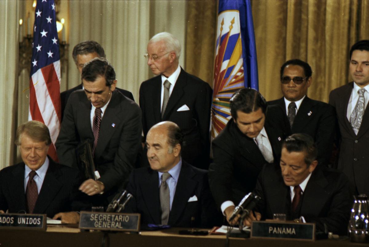 Carter and Torrijos at Sept 7 1977 Signing Ceremony