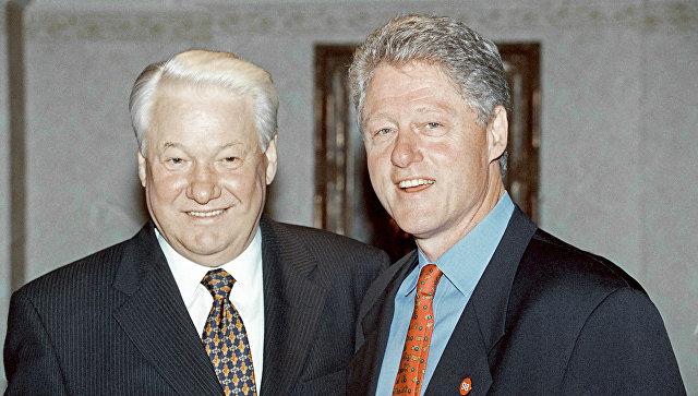 Yeltsin Shelled Russian Parliament 30 Years Ago U.S. Praised