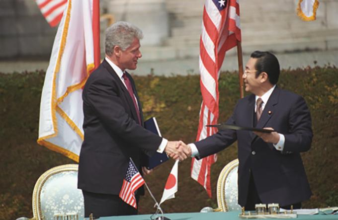 President Clinton and Prime Minister Ryutaro Hashimoto