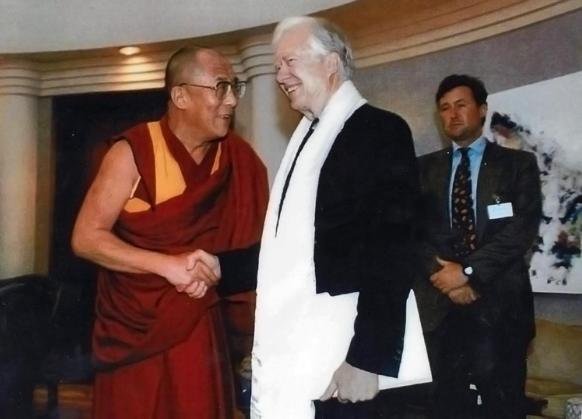 Jimmy Carter and the Dalai Lama in 2002