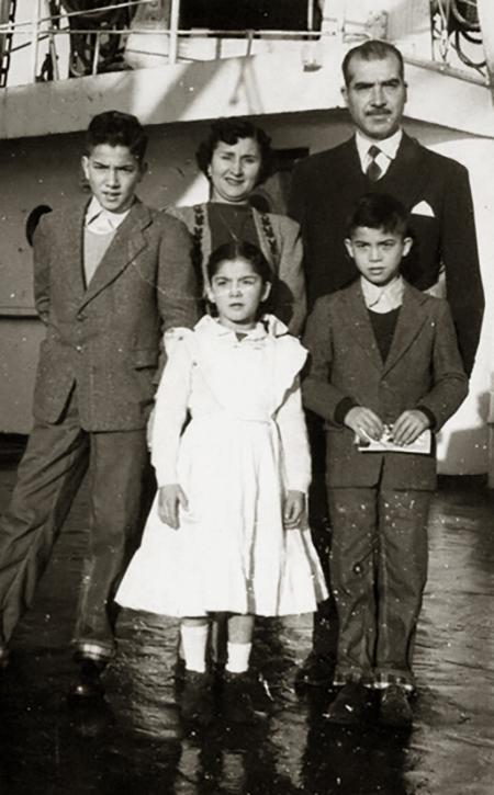 Generalschneider and young family