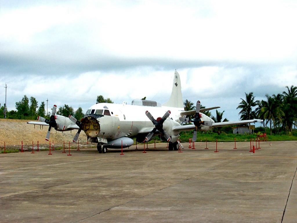 Lockheed EP-3 reconnaissance aircraft that landed on Hainan island after a collision with a Chinese jet 