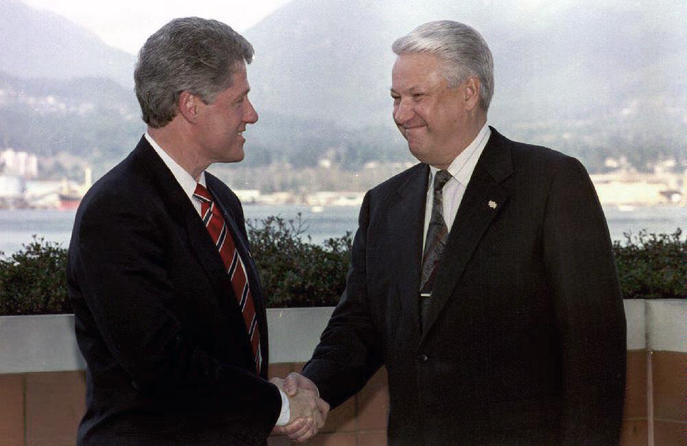 First summit between Clinton and Yeltsin, Vancouver April 3-4, 1993 (Getty Images)